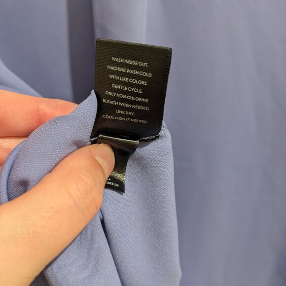 Simply Vera VeraWang periwinkle blouse - Picture 5 of 6